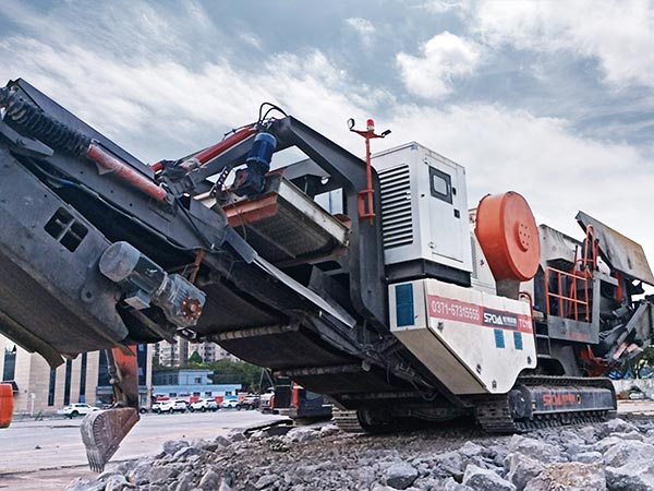 青岛400t/h建筑垃圾移动破碎生产线